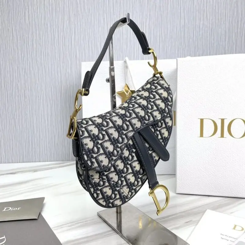 photo_2023-07-07_02-44-31-810x810