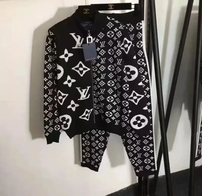 photo_2023-07-14_01-32-08-1-810x786