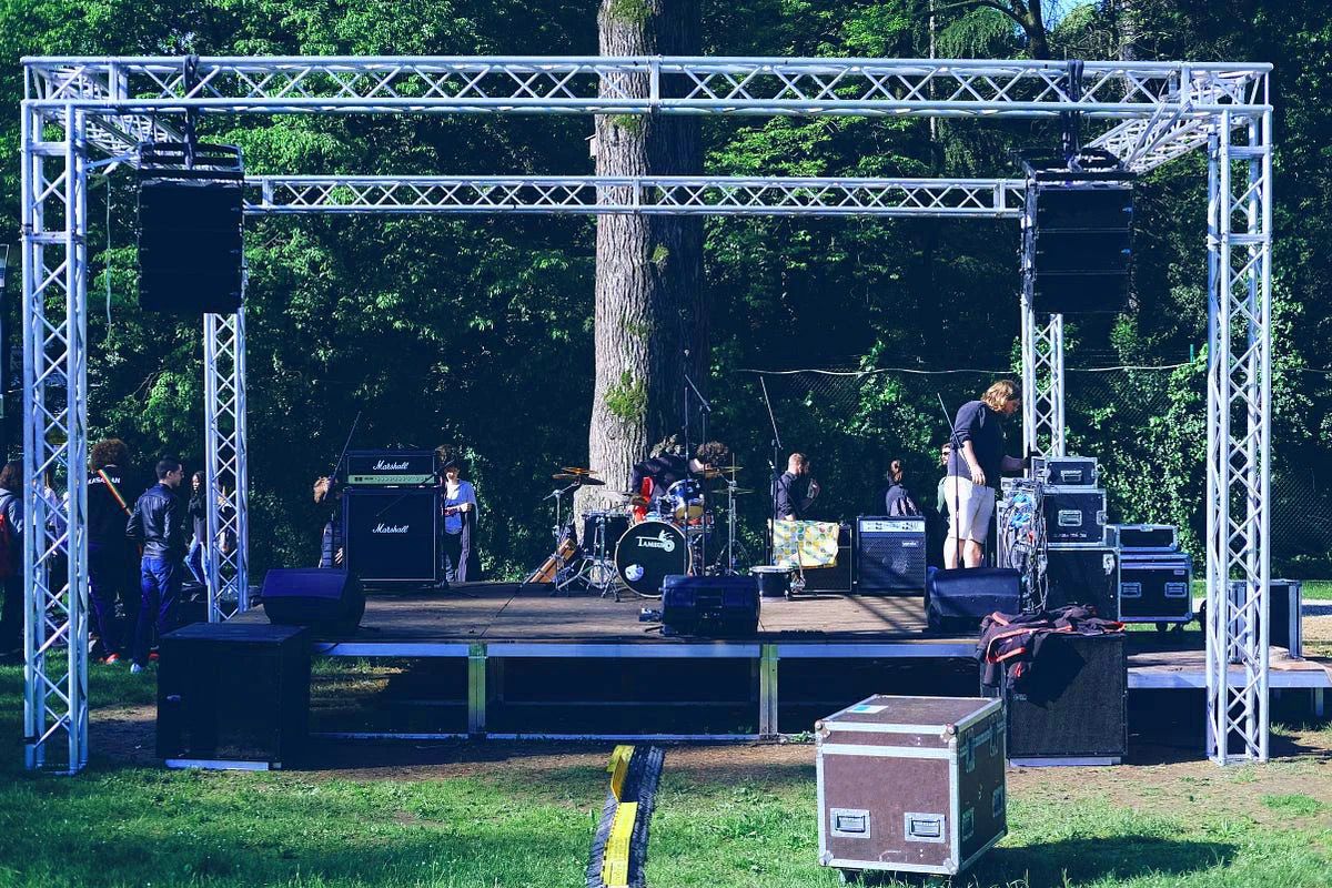 Aluminum-portable-stage