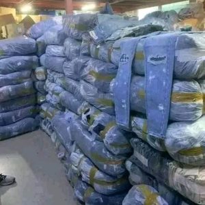 Mix men and women clothes pallets for sale