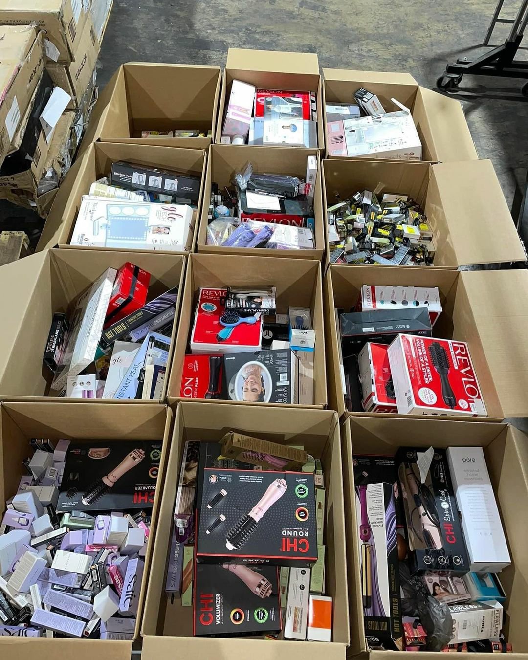 Wholesale Makeup Pallets Wholesale Makeup Pallets for sale