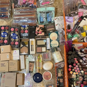 Makeup Pallets for sale