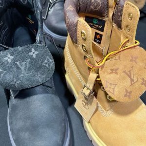 Hiking Boots Liquidation Pallet